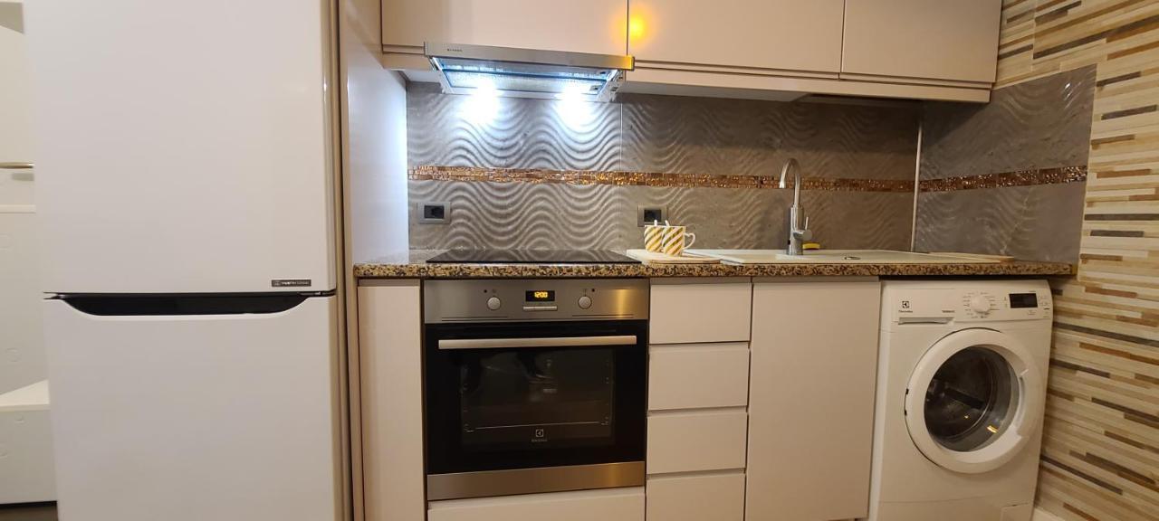 Oro Apartments Тирана Экстерьер фото