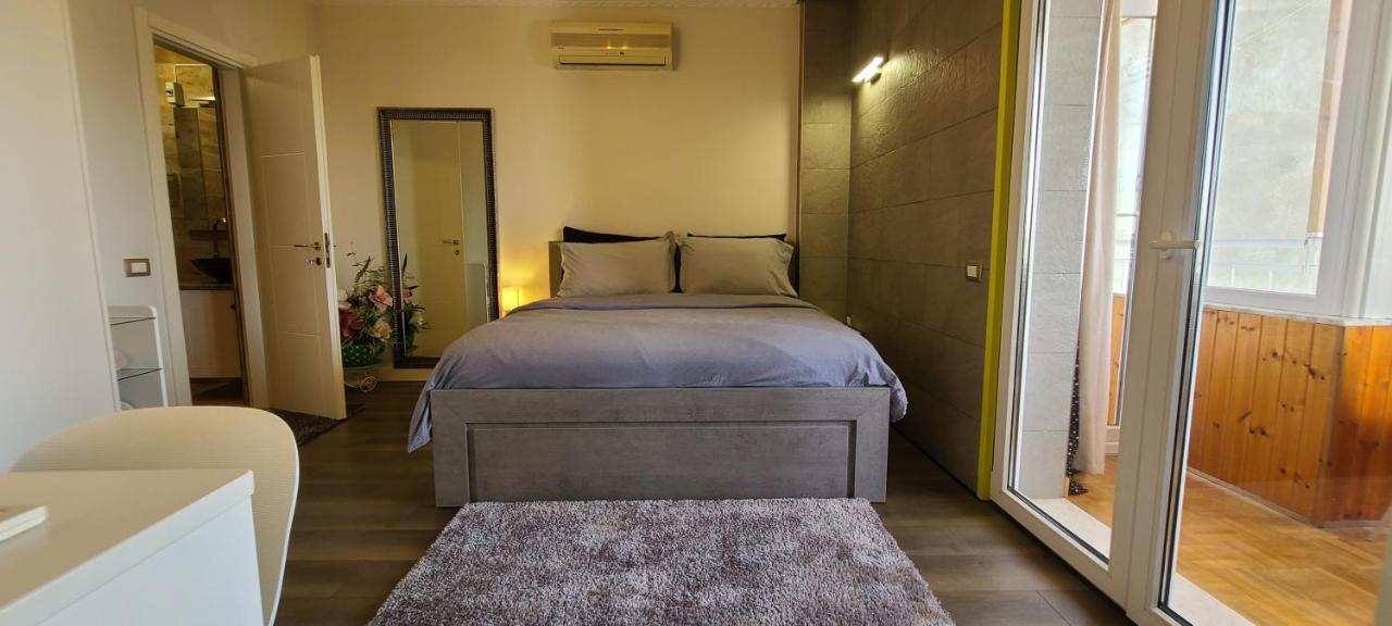 Oro Apartments Тирана Экстерьер фото