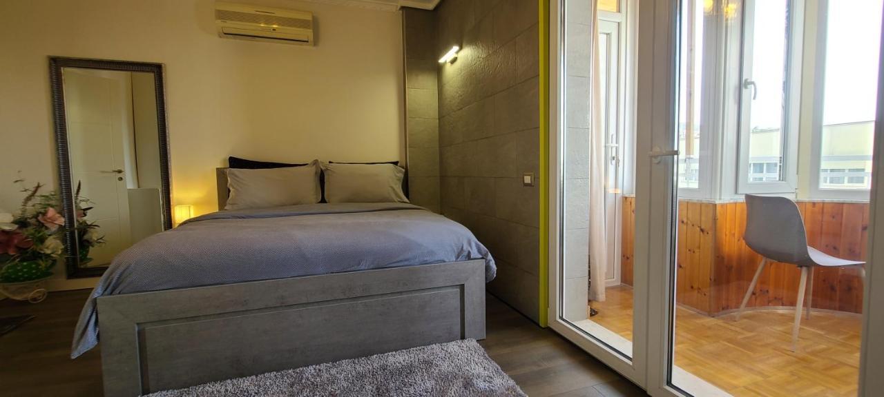 Oro Apartments Тирана Экстерьер фото