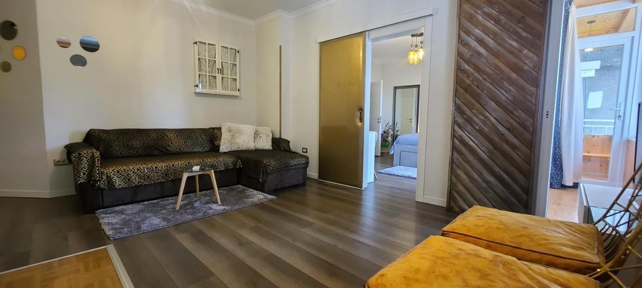 Oro Apartments Тирана Экстерьер фото