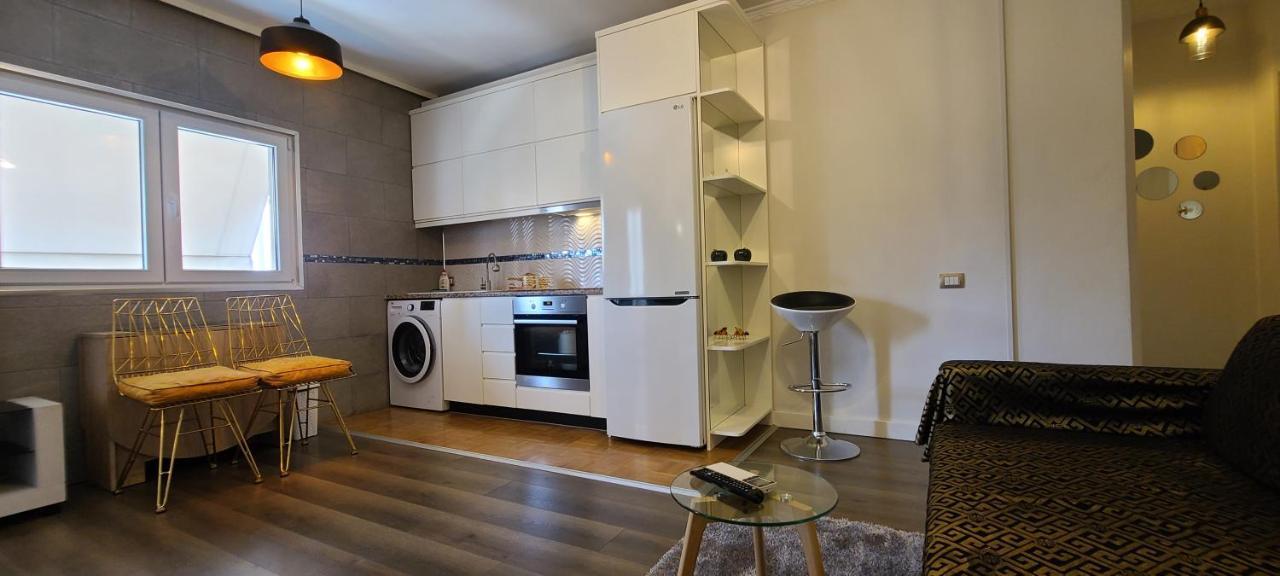 Oro Apartments Тирана Экстерьер фото